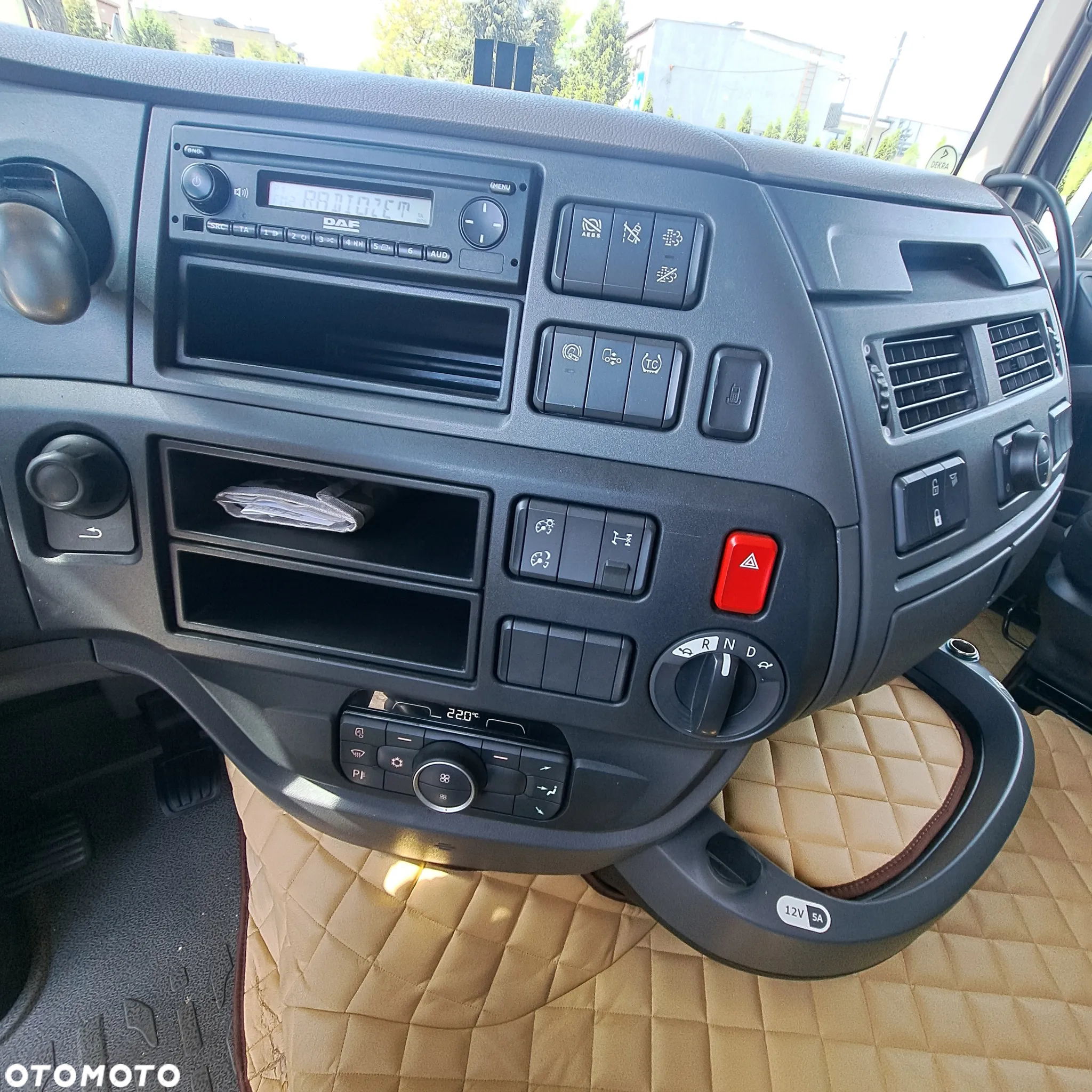 DAF XF - 17