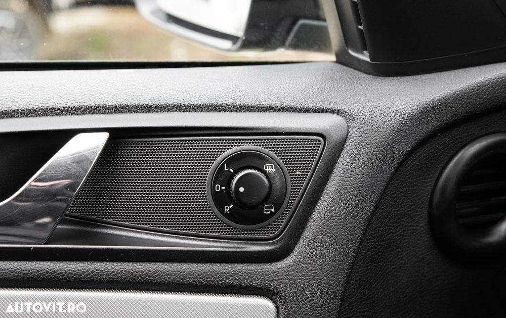 Skoda Octavia 1.6 TDI ELEGANCE - 6