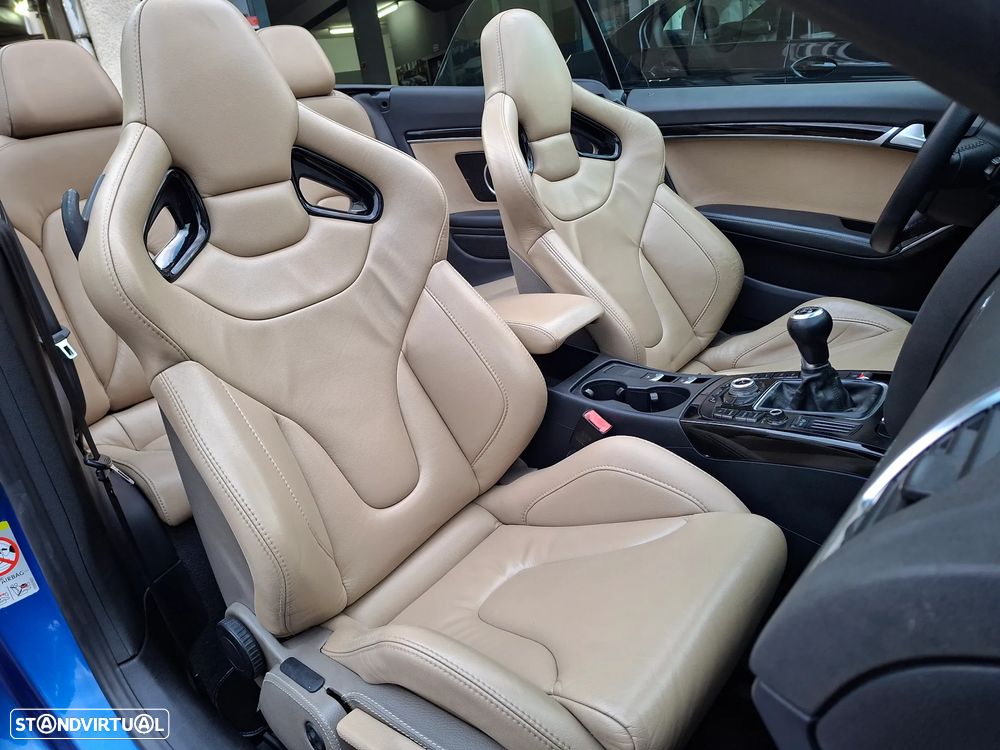 Audi A5 Cabrio 2.0 TDi S-line - 29