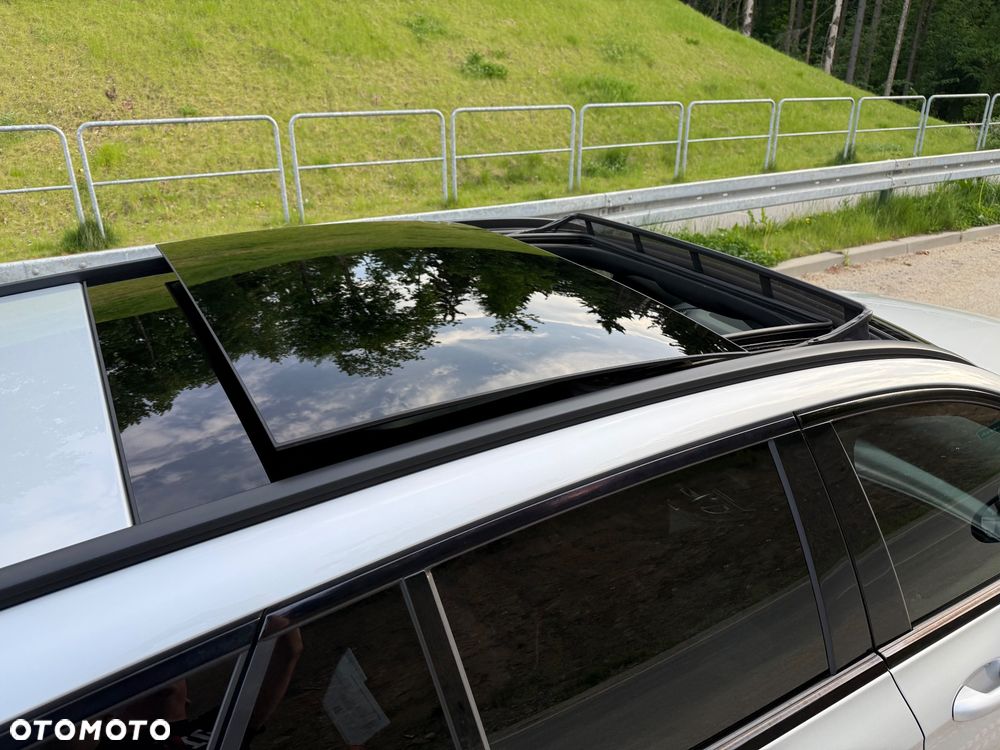 Mercedes-Benz Klasa E 220 d 9G-TRONIC - 19