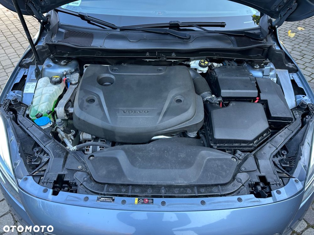 Volvo V40 D3 Drive-E Momentum - 28