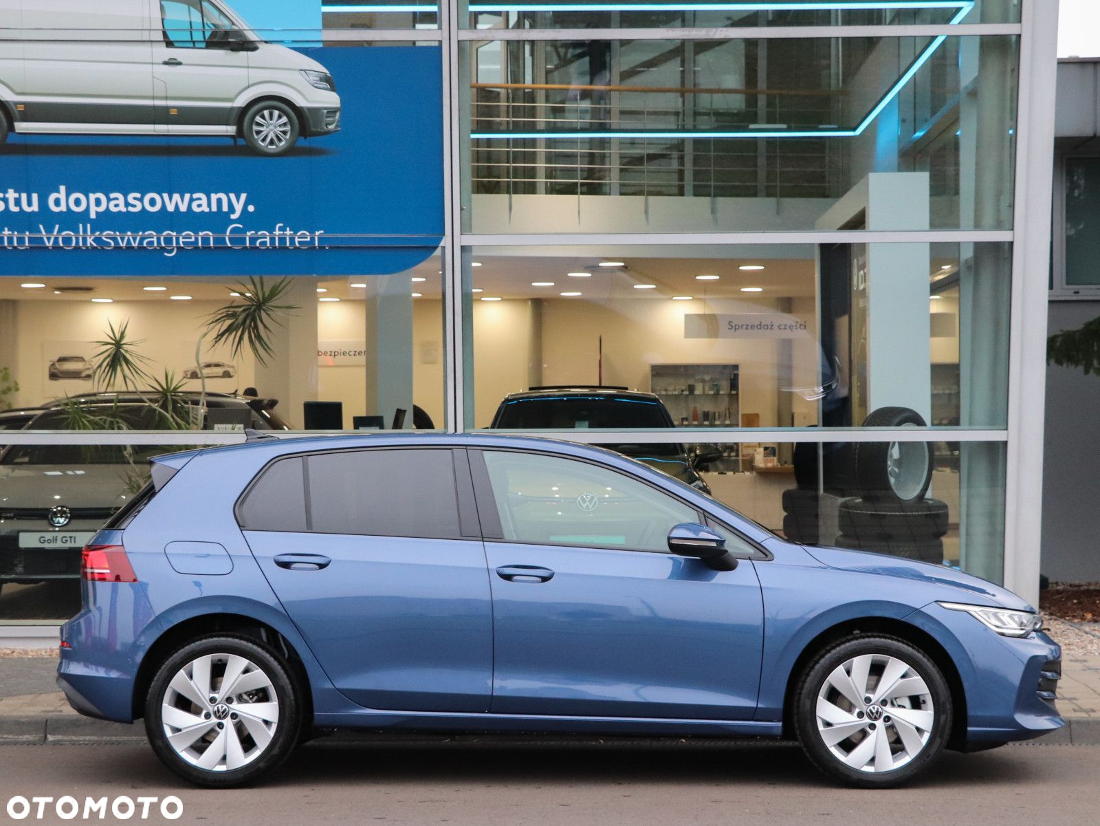 Volkswagen Golf - 6