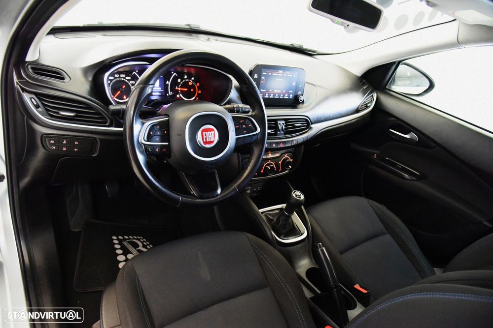 Fiat Tipo Station Wagon 1.3 M-Jet Lounge - 10