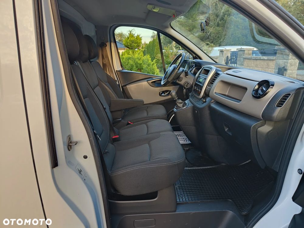 Renault Trafic - 11