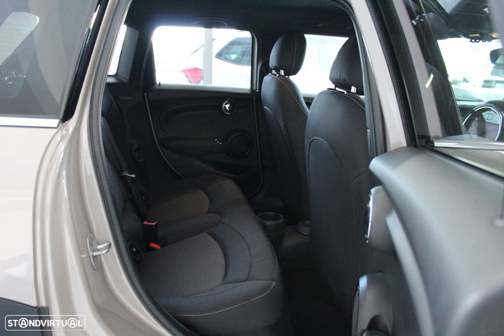 MINI 5 Portas Cooper - 18