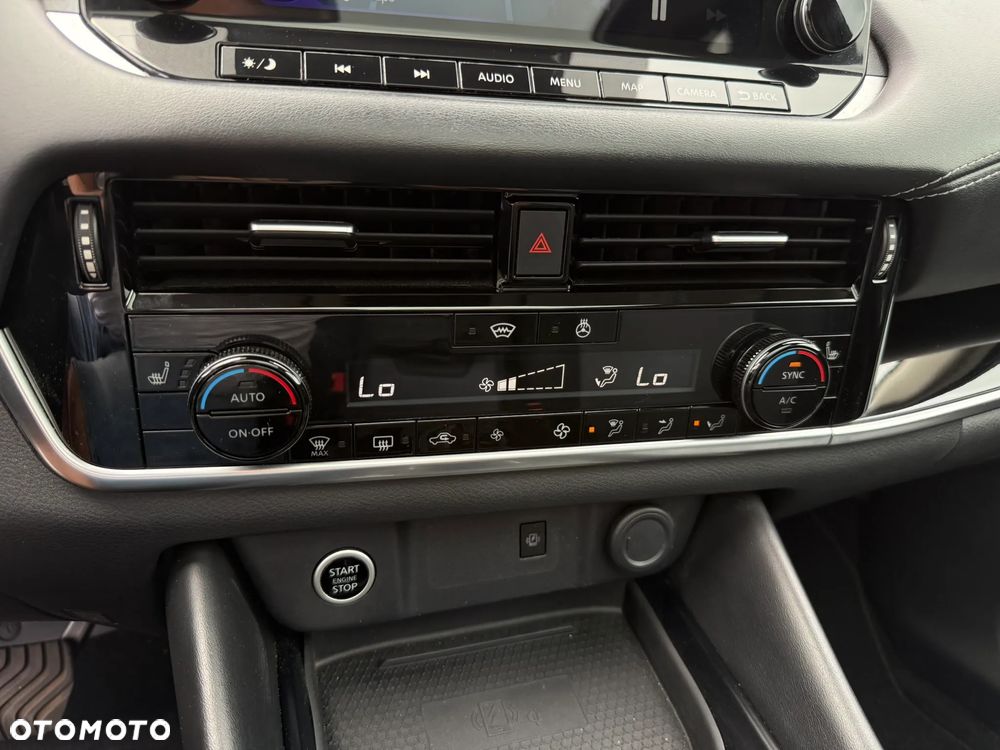 Nissan Qashqai 1.3 DIG-T MHEV Premiere Edition Xtronic - 18