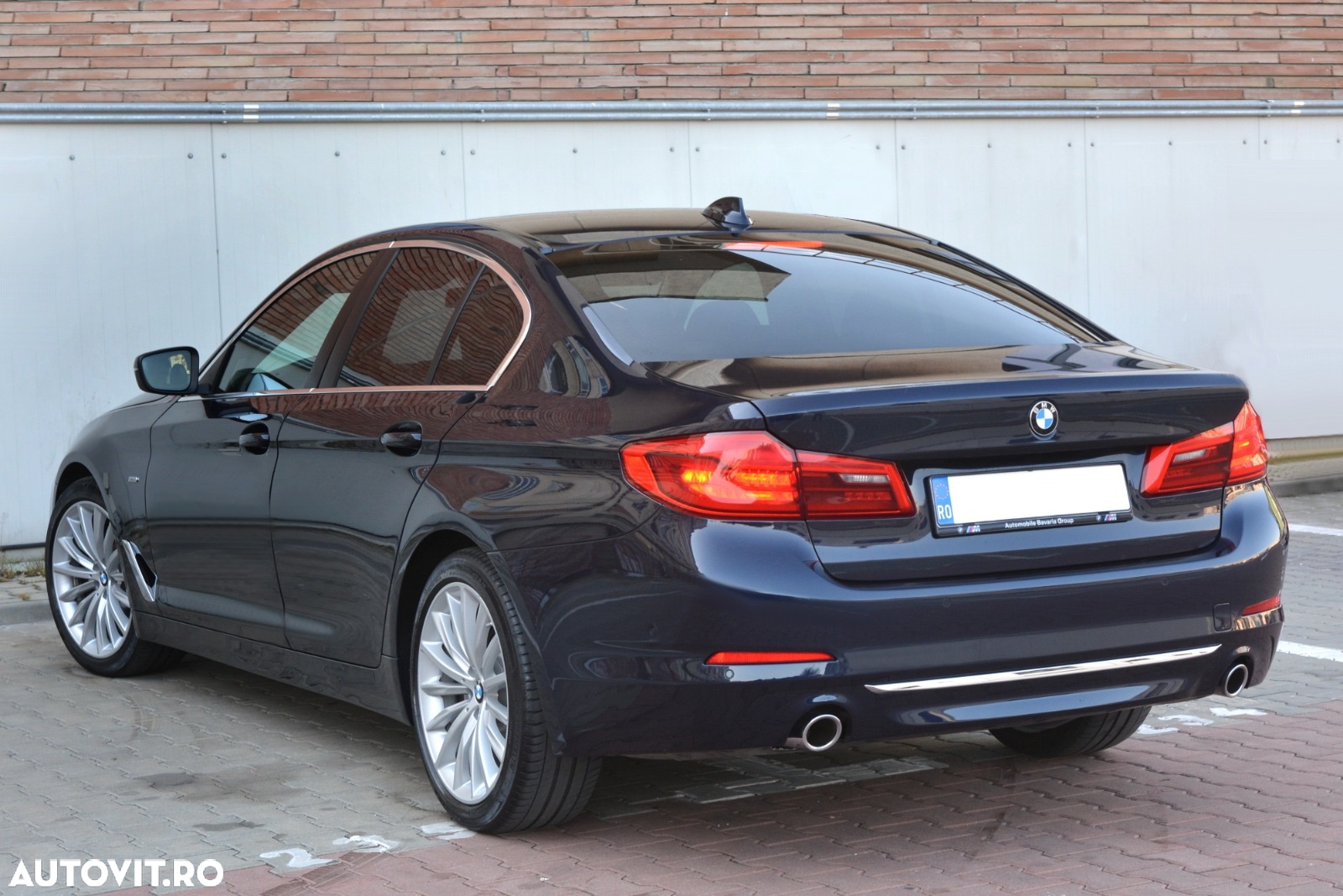 BMW Seria 5 520d xDrive AT - 12