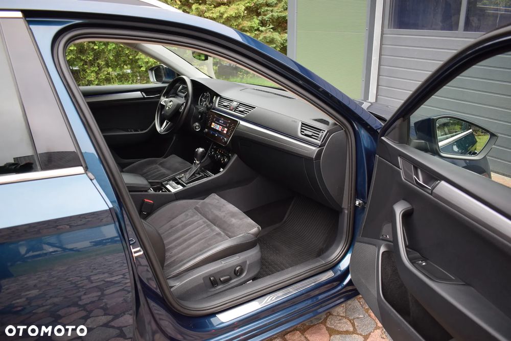 Skoda Superb 2.0 TDI 4x4 DSG Premium Edition - 33