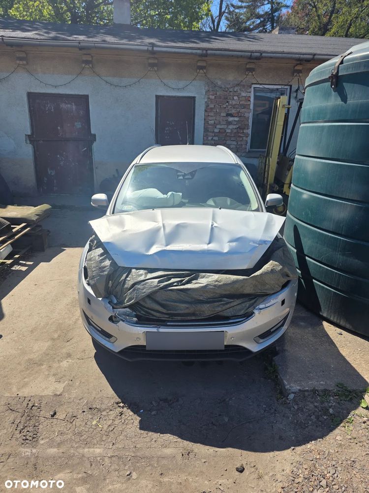Ford Focus 2.0 TDCi SYNC Edition ASS - 2