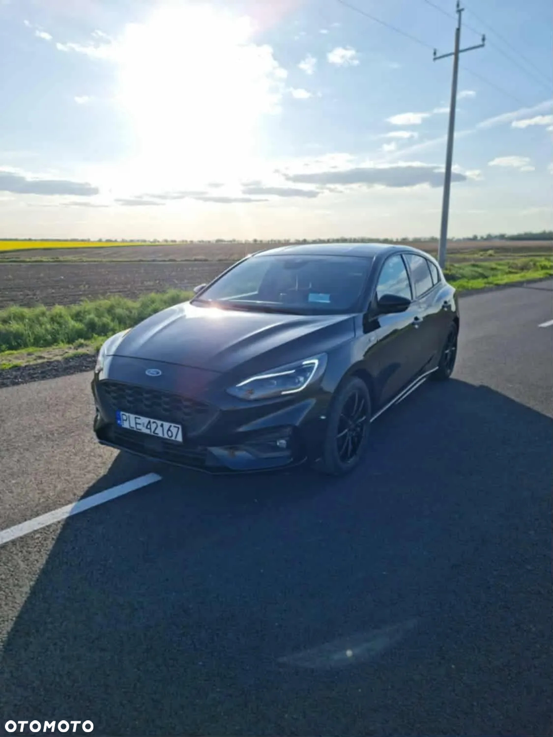 Ford Focus 1.0 EcoBoost Hybrid ST-LINE X - 4
