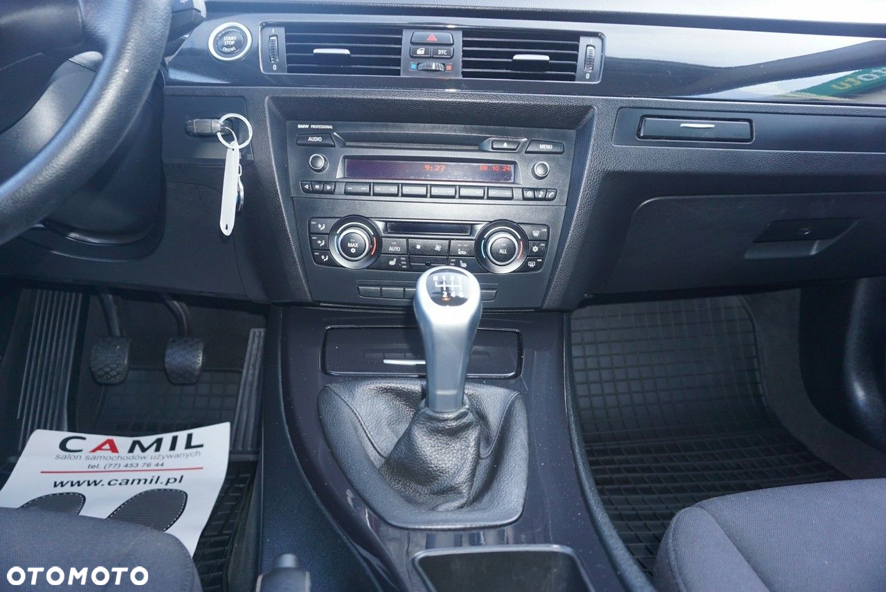 BMW Seria 3 - 17