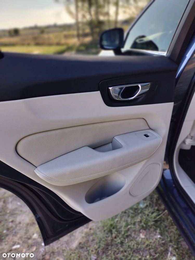 Volvo XC 60 B4 D Geartronic Inscription - 10