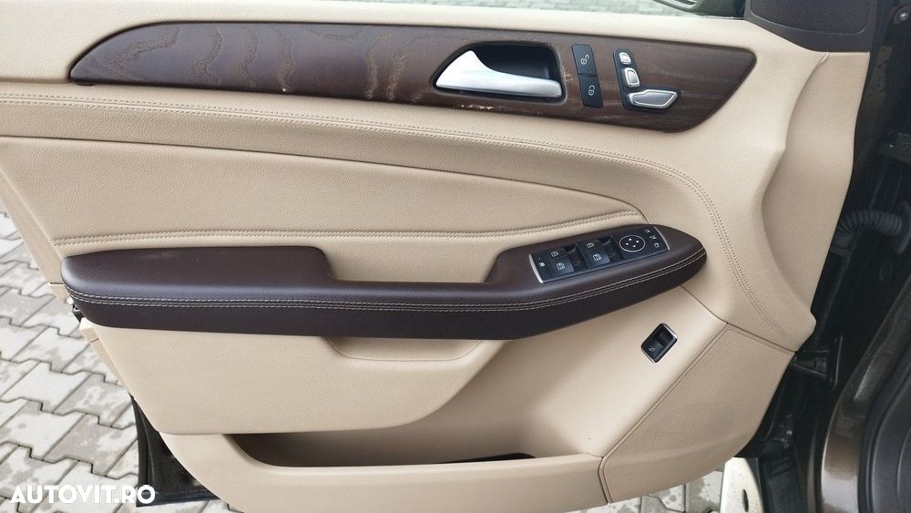 Mercedes-Benz GLE 350 d 4MATIC - 9