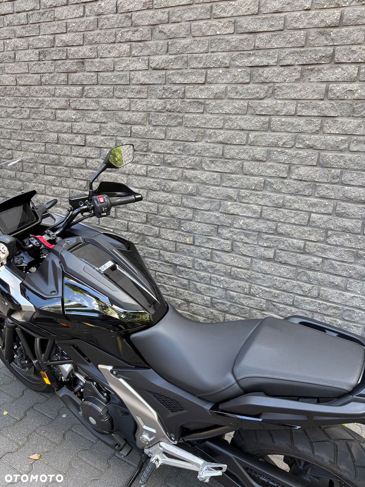 Honda NC - 6