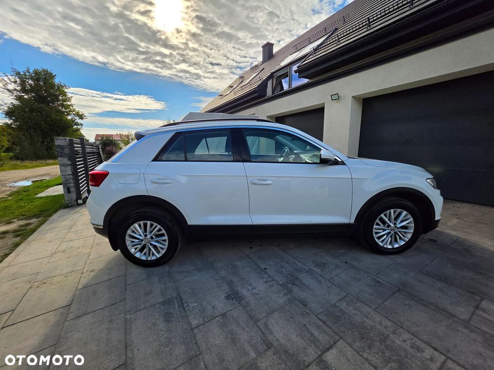Volkswagen T-Roc - 18