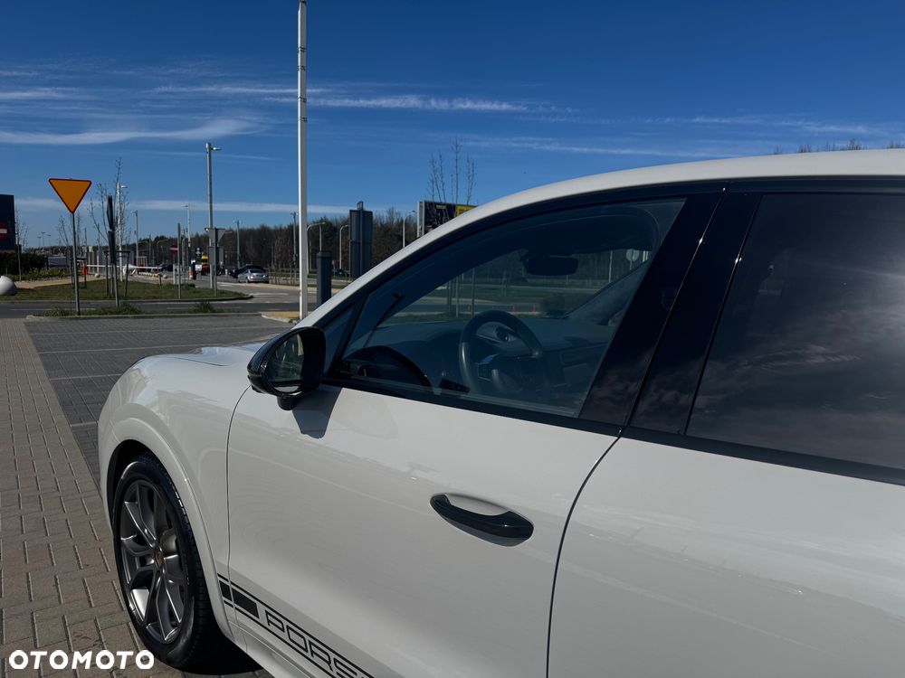 Porsche Cayenne - 13