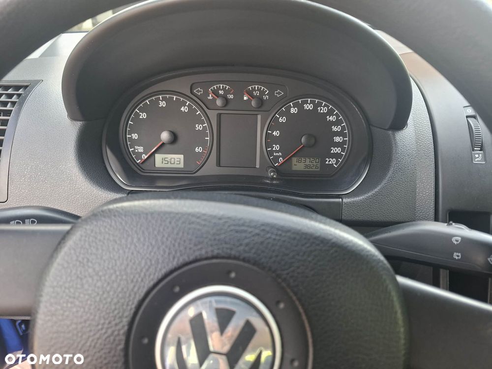 Volkswagen Polo - 11