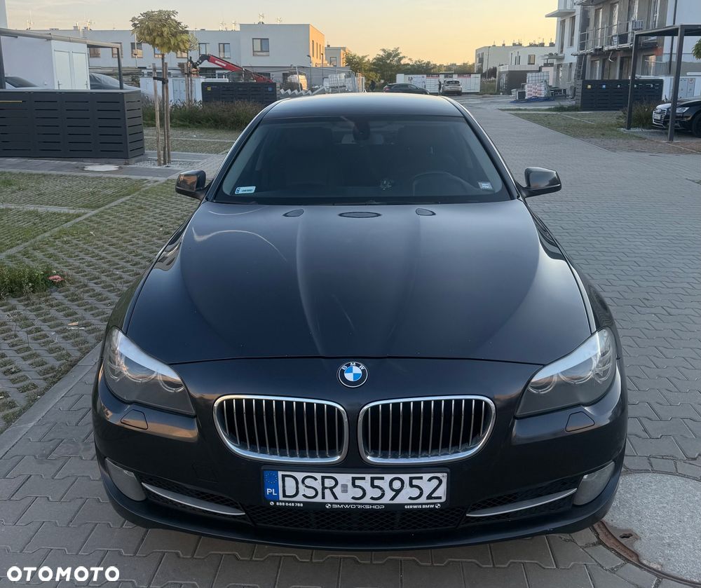 BMW Seria 5 2012 photo 3