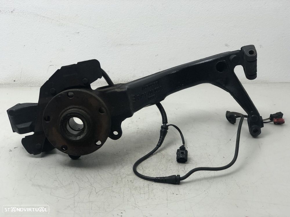 Manga d'eixo Frente Esq Usado AUDI A6 (4B2, C5) 2.5 TDI | 07.97 - 01.05 - 2