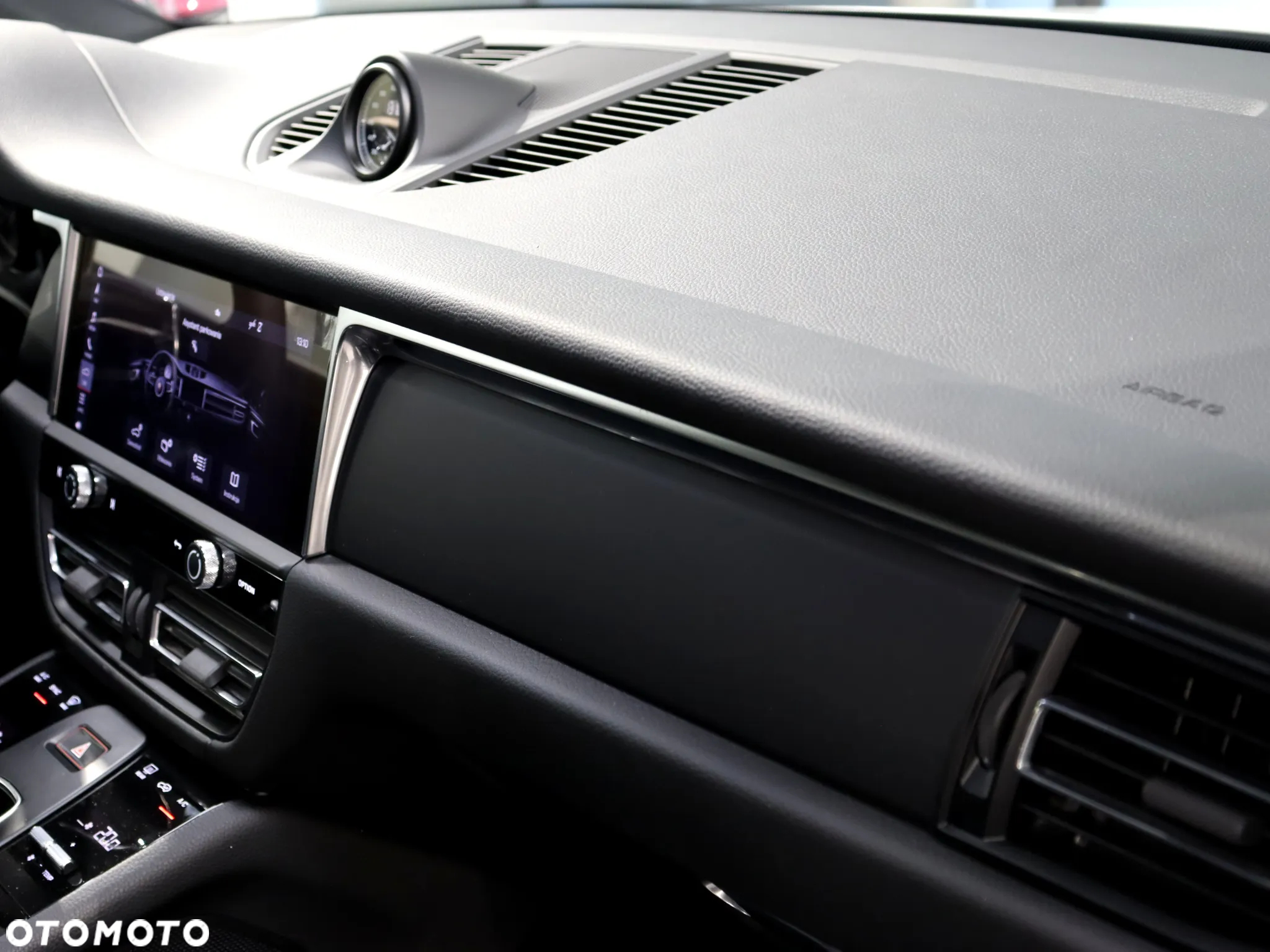 Porsche Macan Standard - 22