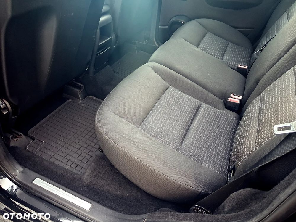 Mercedes-Benz Klasa B 160 BlueEFFICIENCY SPORT EDITION - 18