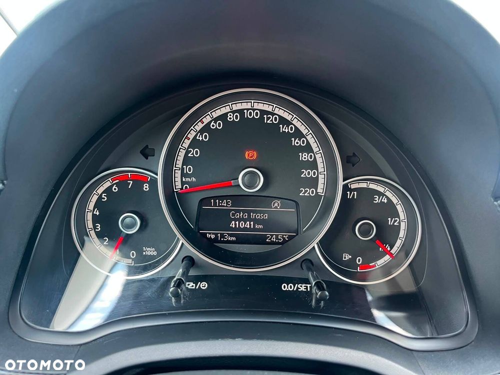Volkswagen up! 1.0 move - 9