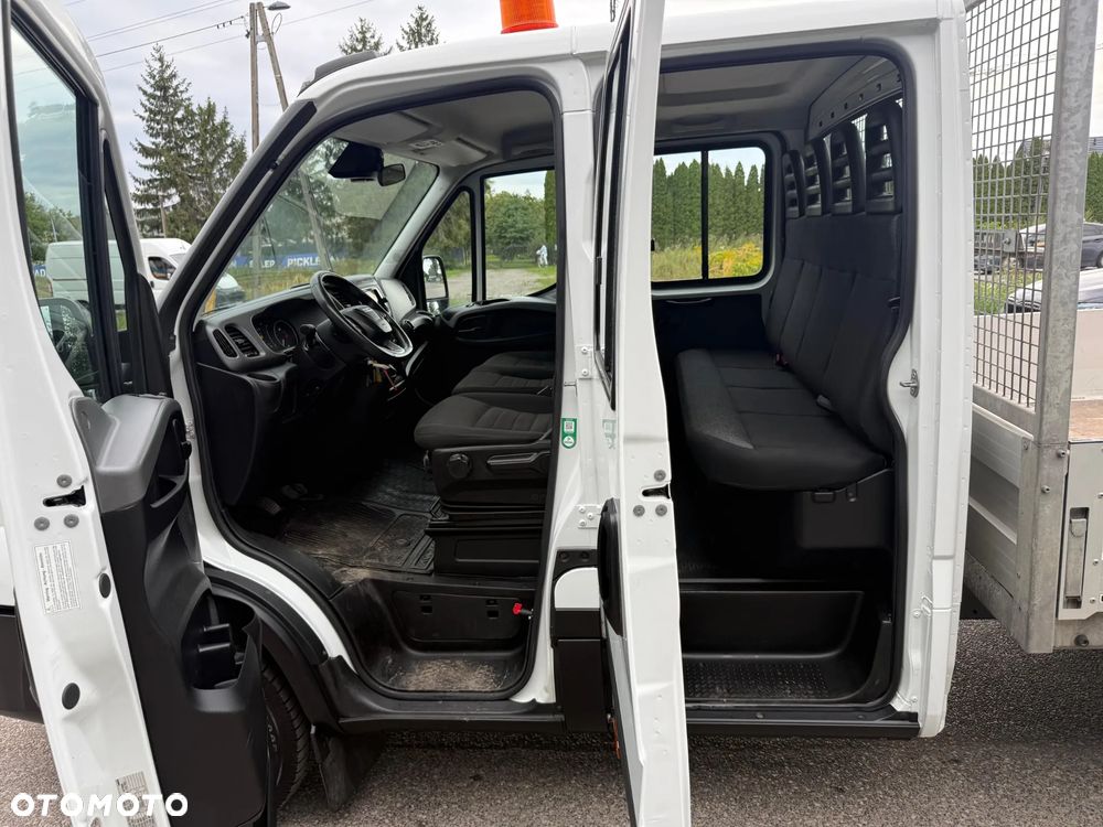 Iveco Daily 35S180, 3.0 180KM, Doka 7os., Niski przebieg, Zadbane - 13