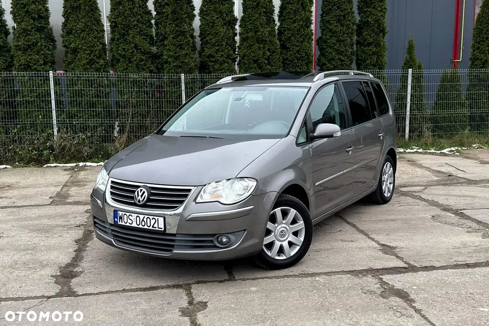 Volkswagen Touran 2.0 TDI Highline - 4