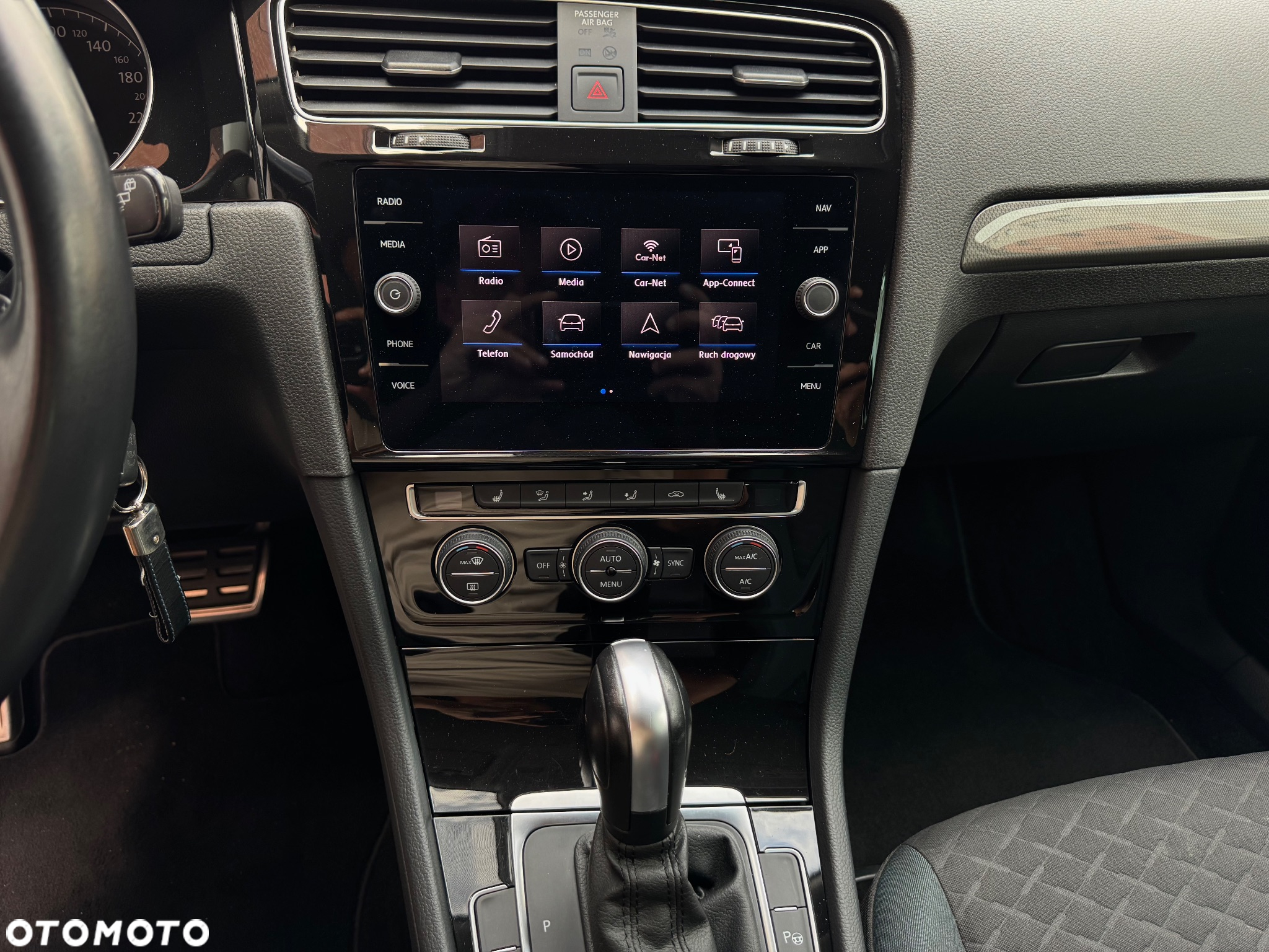 Volkswagen Golf 2.0 TDI SCR DSG IQ.DRIVE - 23