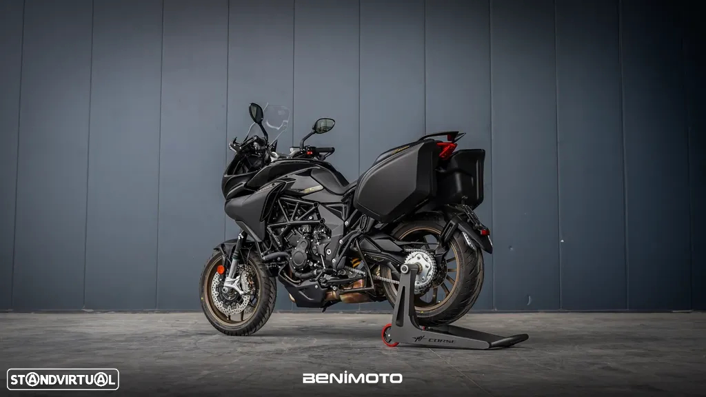 MV Agusta Turismo Veloce Lusso SCS - 4