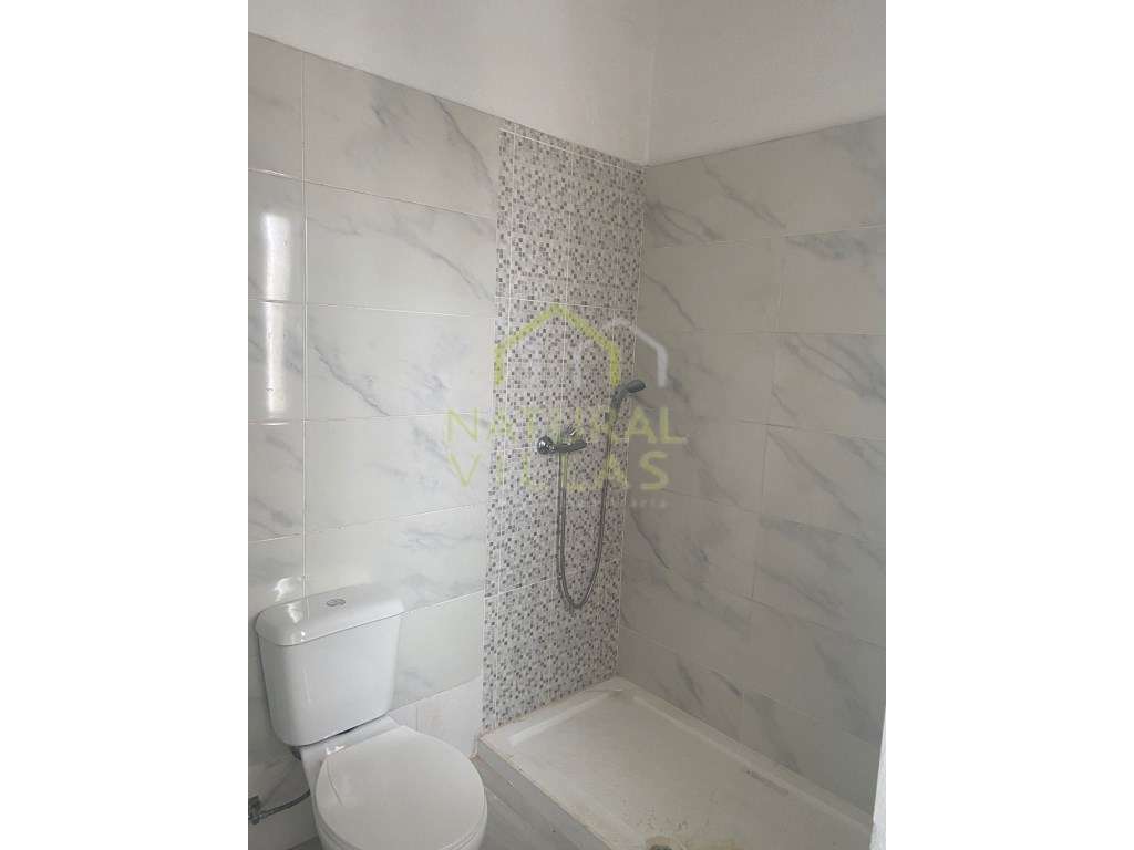 Casa Térrea T1 em Pechão, Olhão - Grande imagem: 5/6