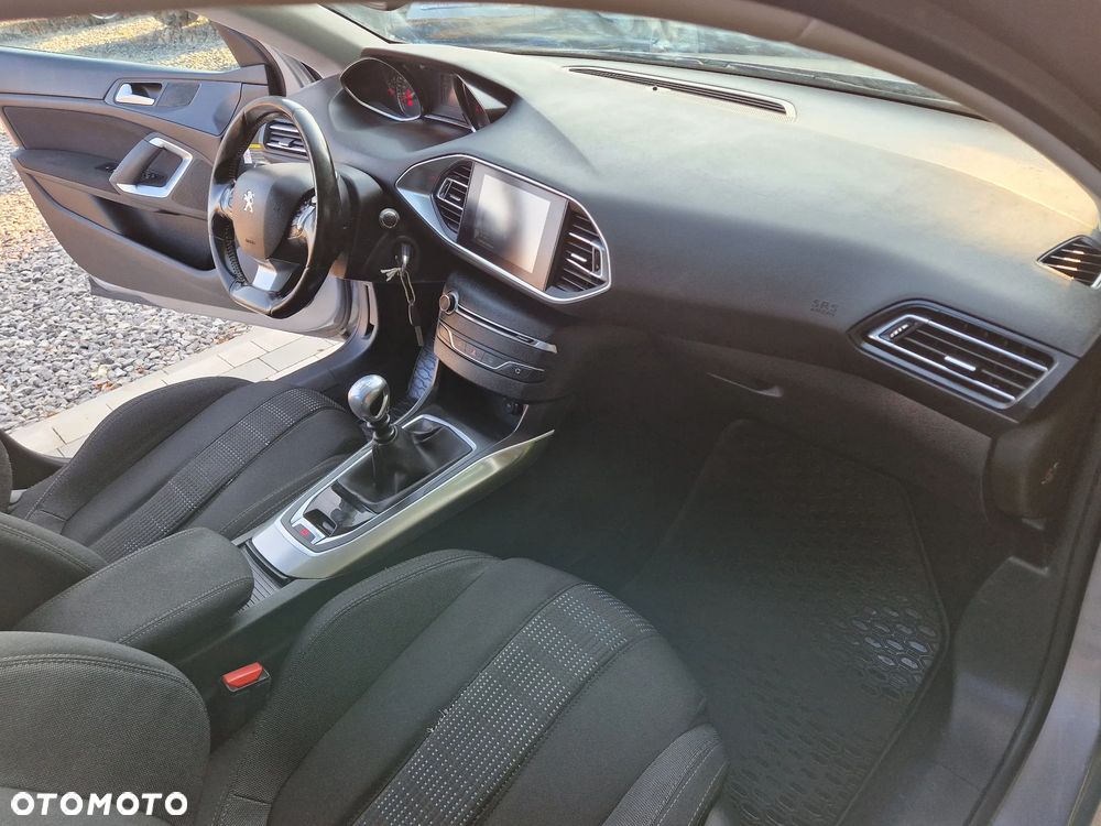 Peugeot 308 BlueHDi 120 Stop & Start Active - 24