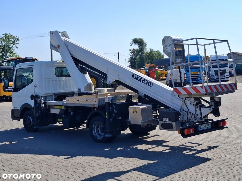 Nissan NT 400 35.13 - 3