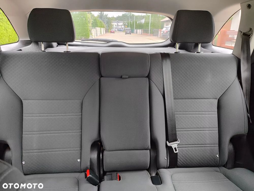 Kia Sorento - 16