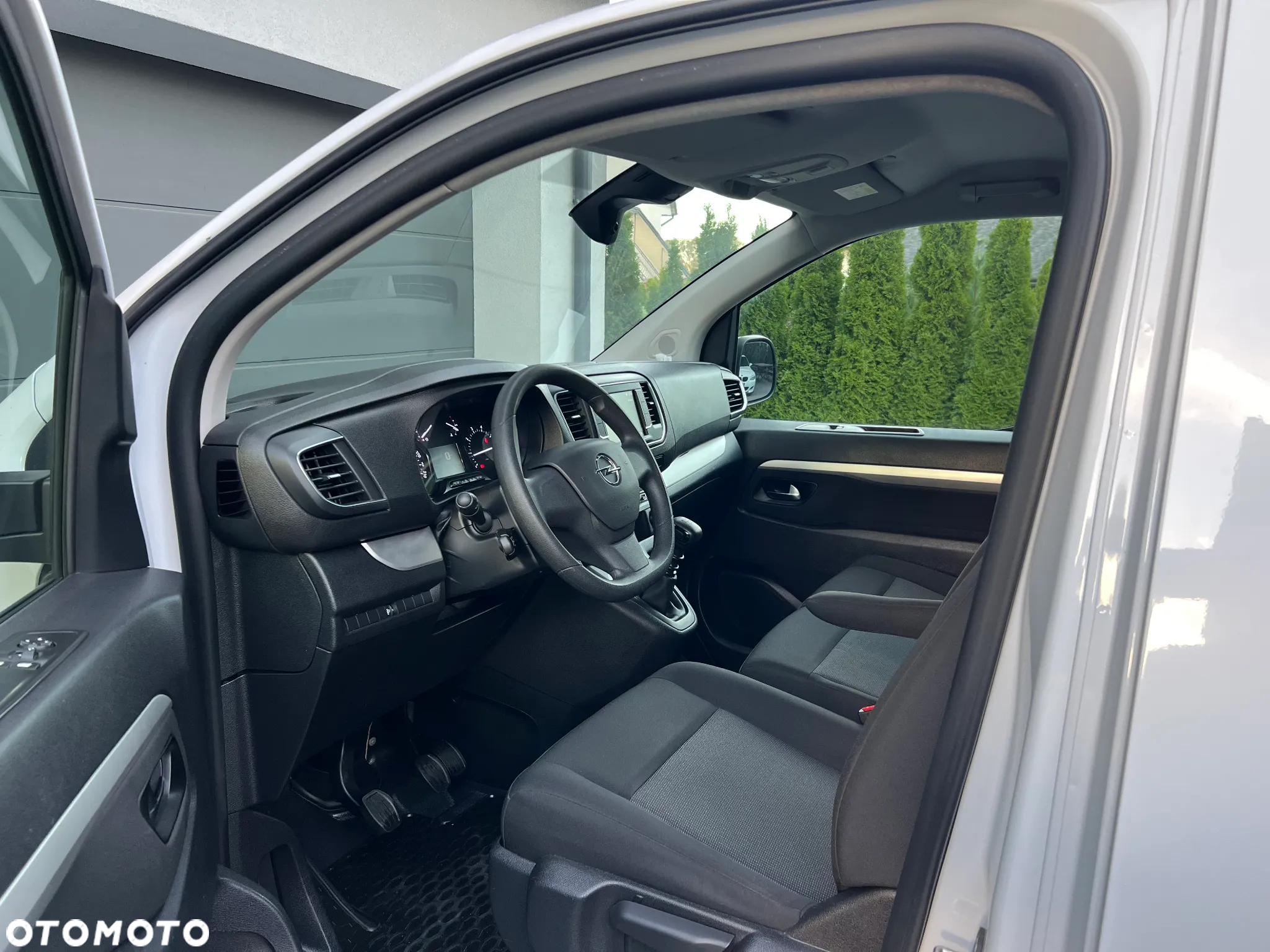 Opel Vivaro - 7