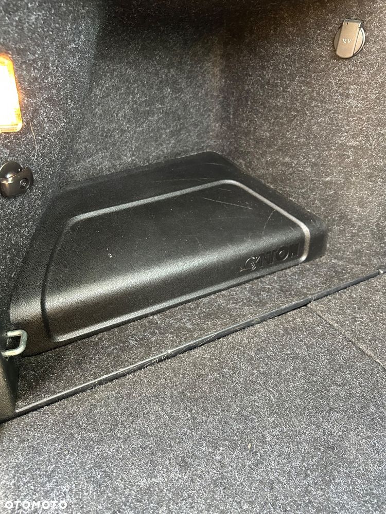 Skoda Octavia ver-2-0-tdi-4x4-rs-challenge-dsg - 15