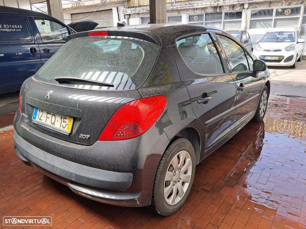 Peugeot 207 1.4 16V Trendy - 13