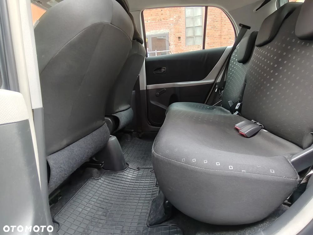 Toyota Yaris 1.3 Luna A/C - 22