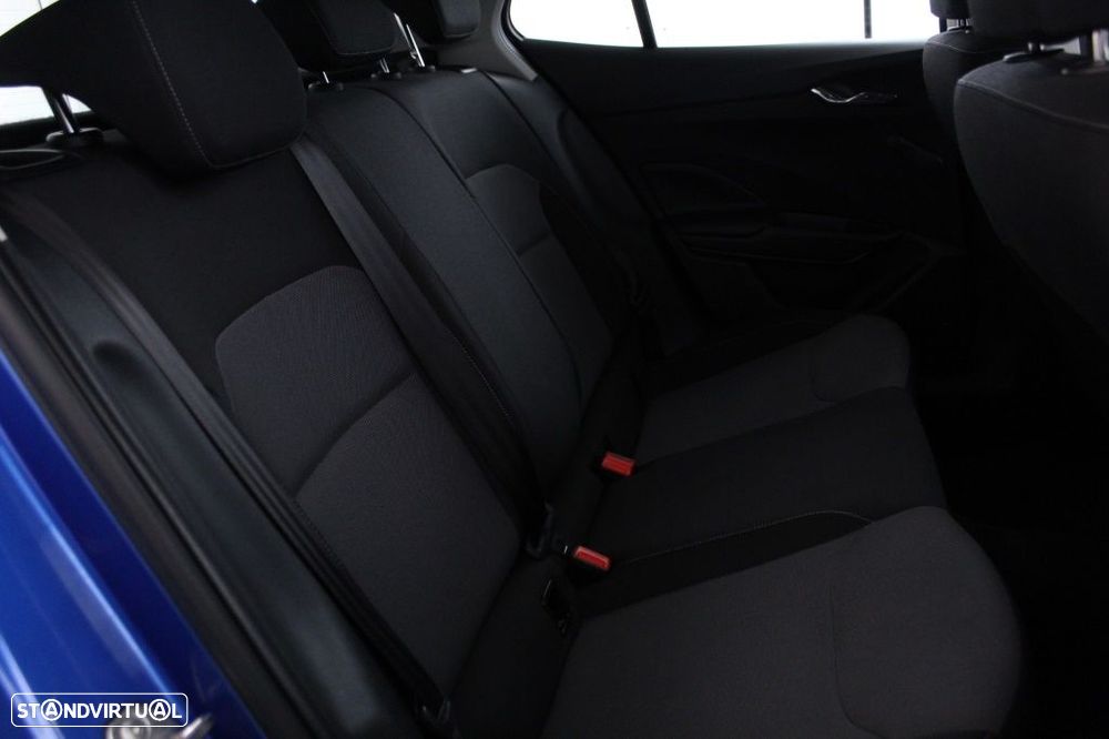 Skoda Fabia 1.0 MPI Selection - 16