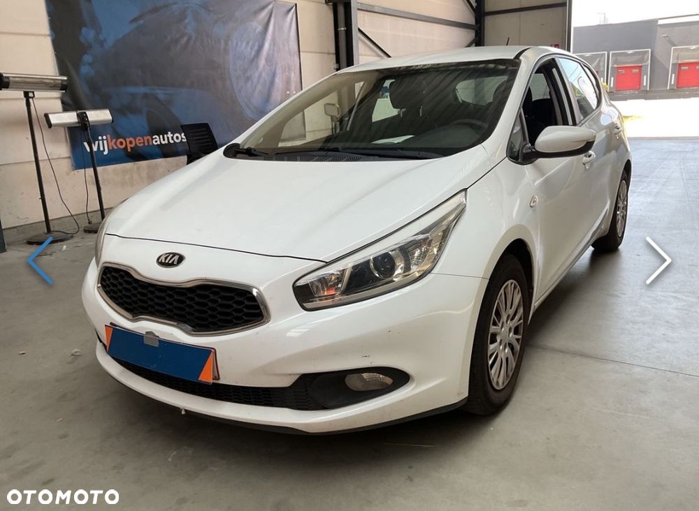 Hyundai i30 1.4 Blue Comfort - 1