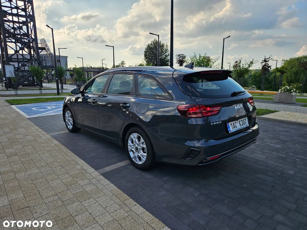 Kia Ceed 1.5 T-GDI DCT7 OPF Spirit - 6