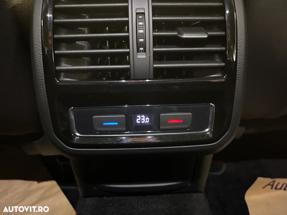 Volkswagen Passat 2.0 TDI SCR 4Mot DSG Highline - 20