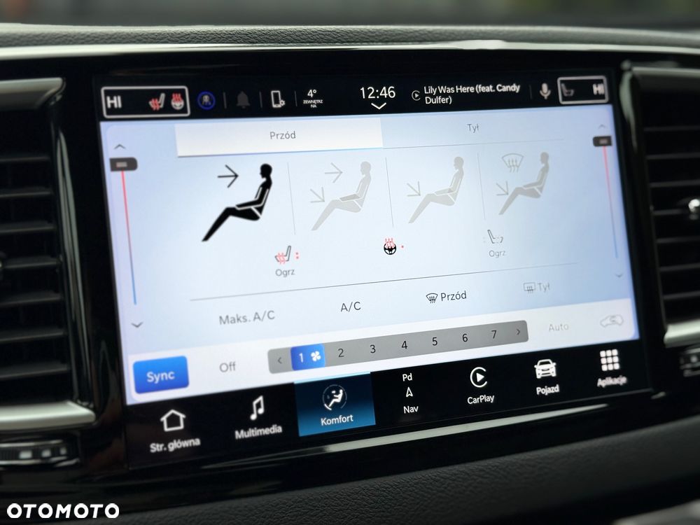 Chrysler Pacifica - 17