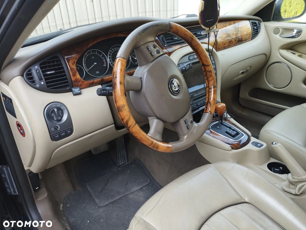 Jaguar X-Type 3.0 Executive - 7