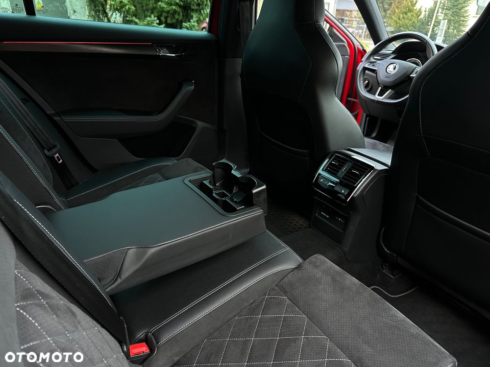 Skoda Superb 2.0 TSI Sportline DSG - 7