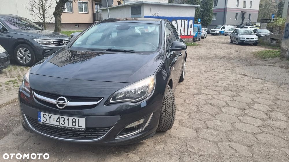 Opel Astra 1.4 T Cosmo - 4