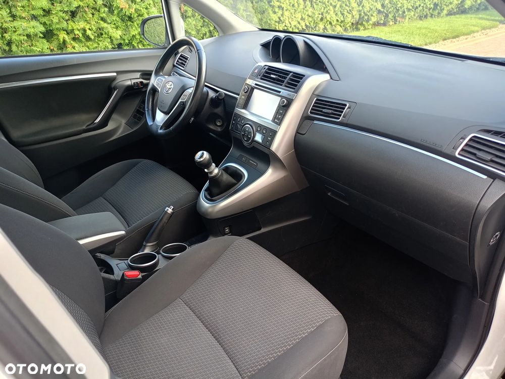 Toyota Verso 1.6 D-4D 5-Sitzer Start/Stop Comfort - 9