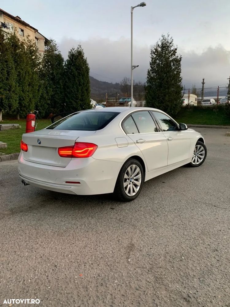 BMW Seria 3 2018 photo 4