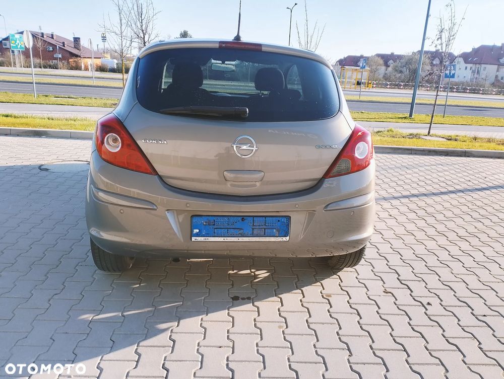 Opel Corsa 1.2 16V Energy - 3