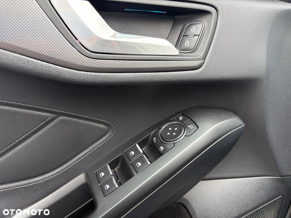 Ford Focus 1.5 EcoBlue Start-Stopp-System TITANIUM DESIGN - 15